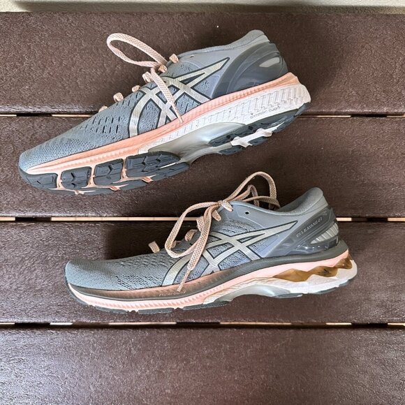 ASICS Gel Kayano 27 Size 8.5 Running Athletic Shoes Grey with Pink - Picture 2 of 11